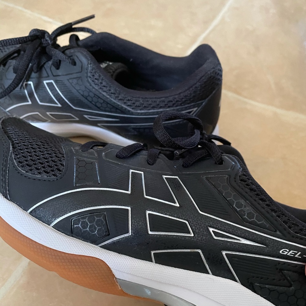 ASICS Volleyball shoes